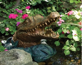 Aquascape Alligator Spitter w/ Pump